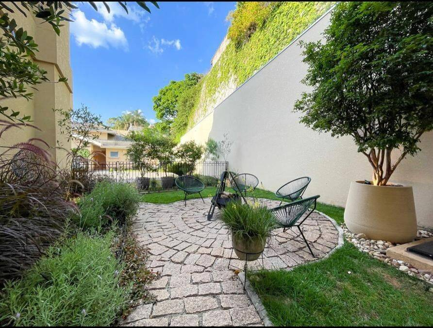 Casa, 4 quartos, 240 m² - Foto 15