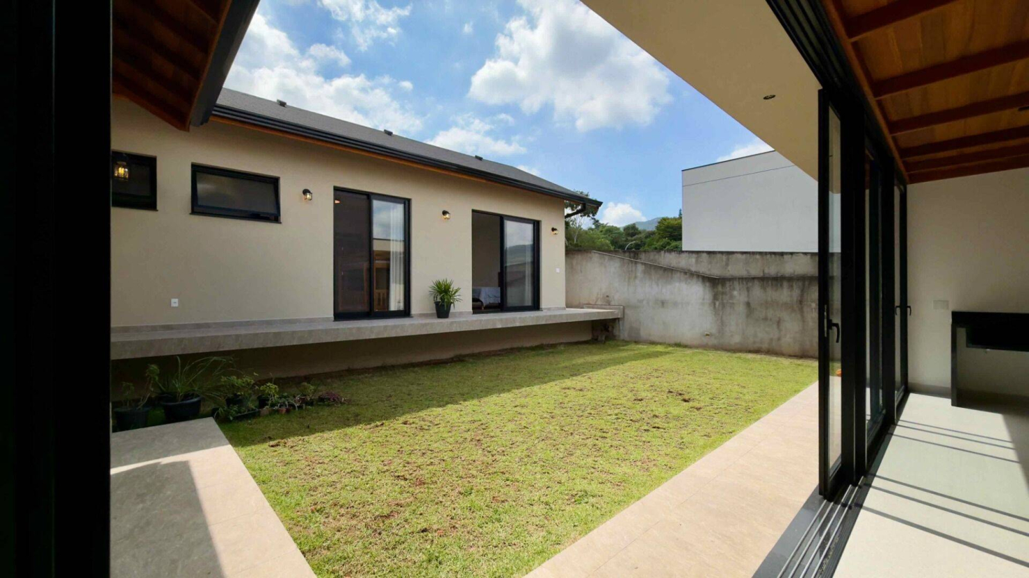 Casa, 3 quartos, 250 m² - Foto 17