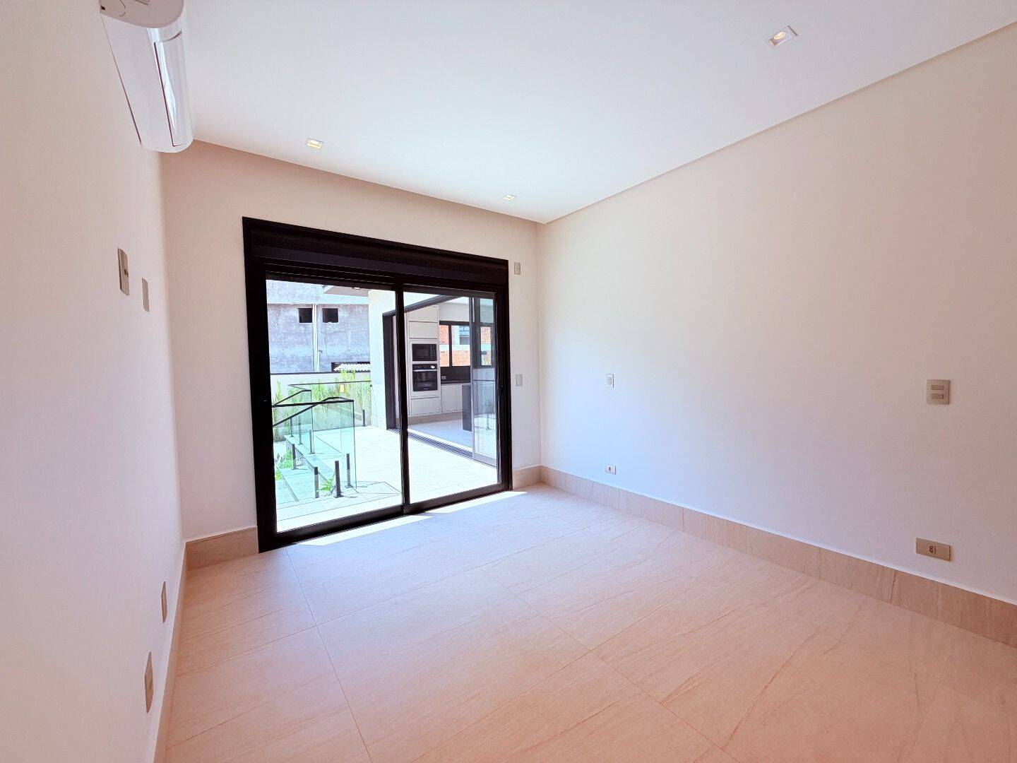 Casa, 3 quartos, 244 m² - Foto 14