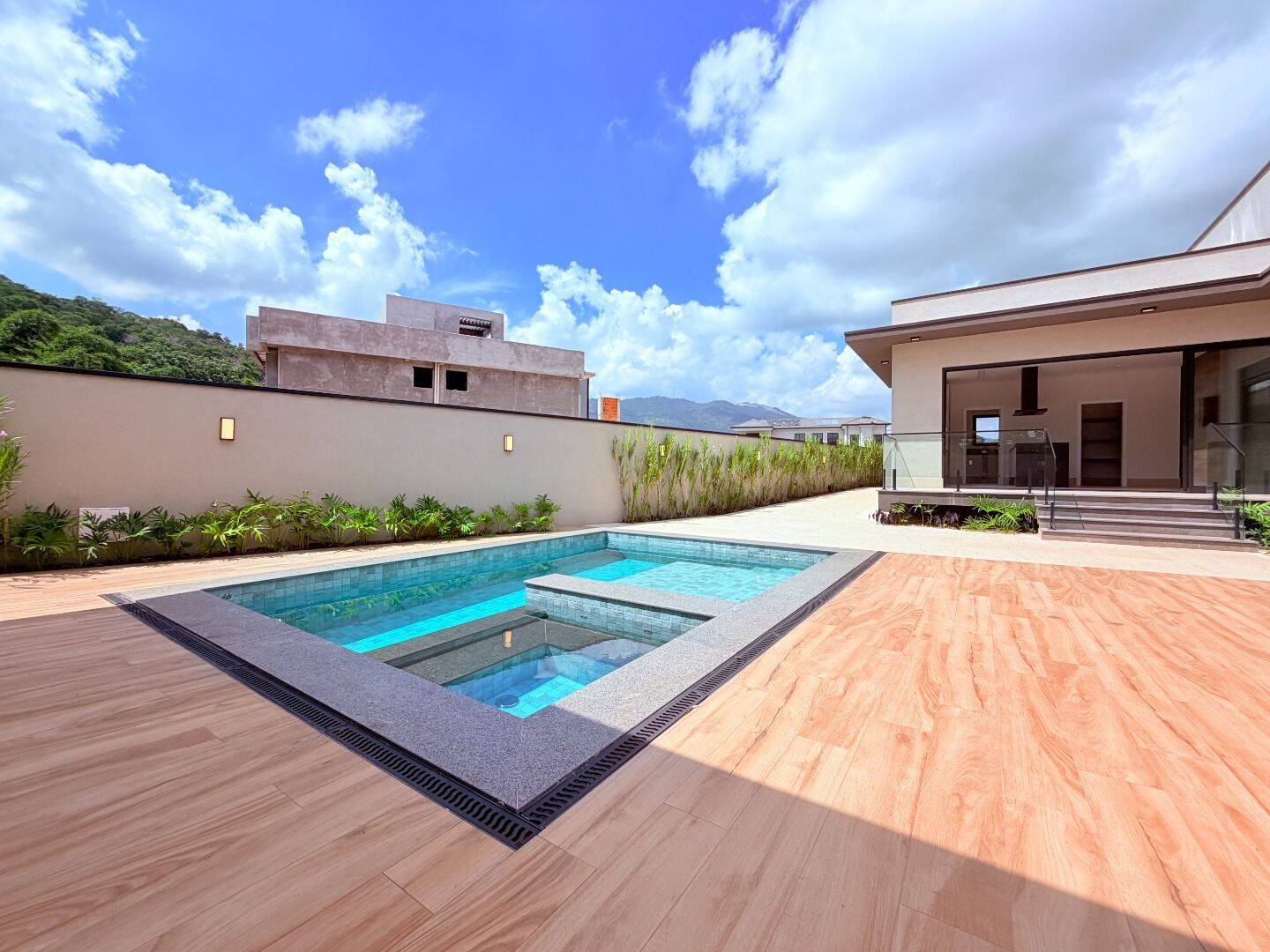 Casa, 3 quartos, 244 m² - Foto 24