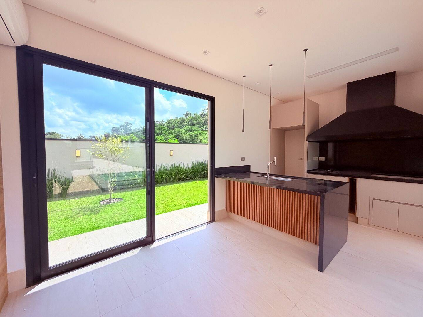 Casa, 3 quartos, 244 m² - Foto 26
