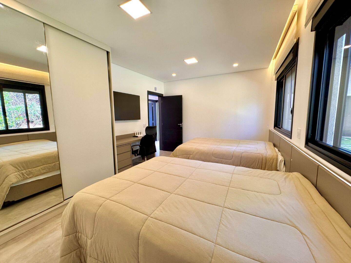 Casa, 4 quartos, 361 m² - Foto 34