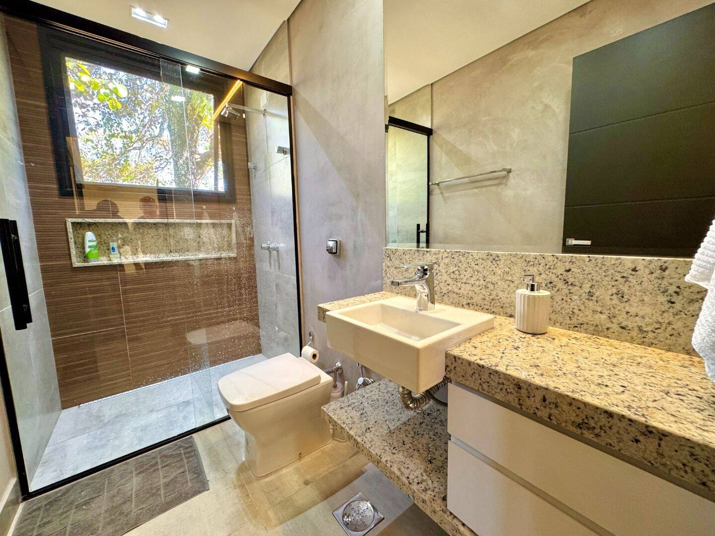 Casa, 4 quartos, 361 m² - Foto 35