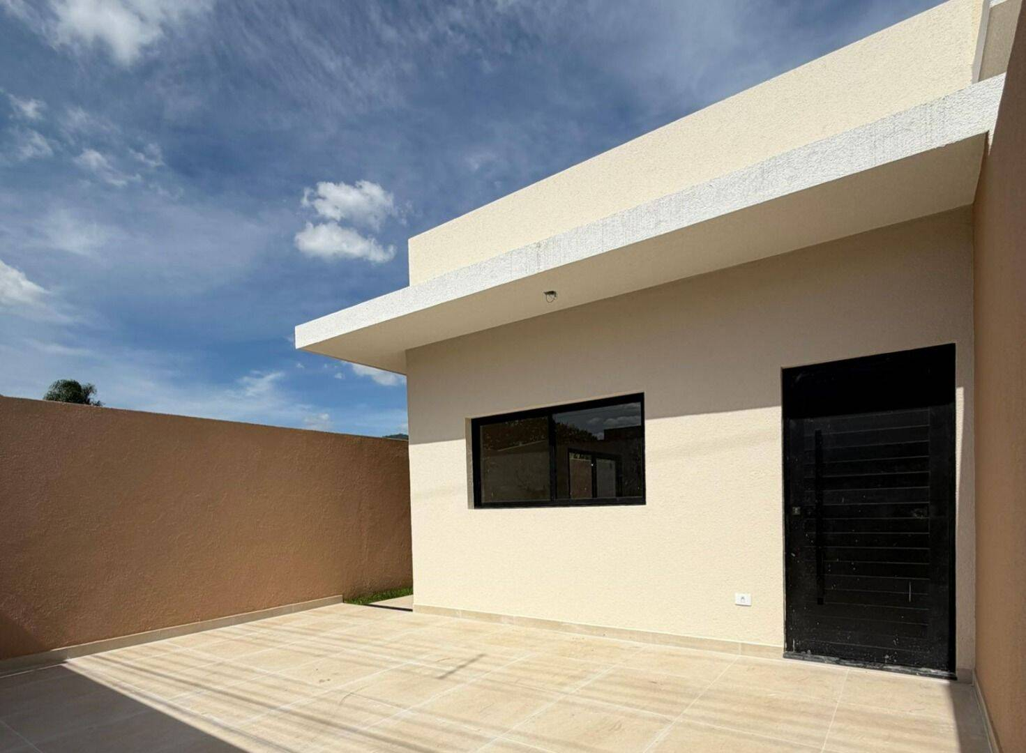 Casa, 3 quartos, 94 m² - Foto 2