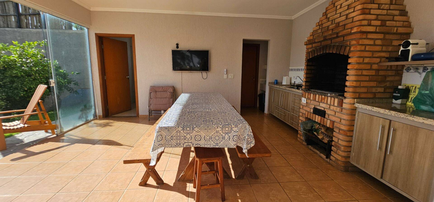 Casa, 3 quartos, 236 m² - Foto 35