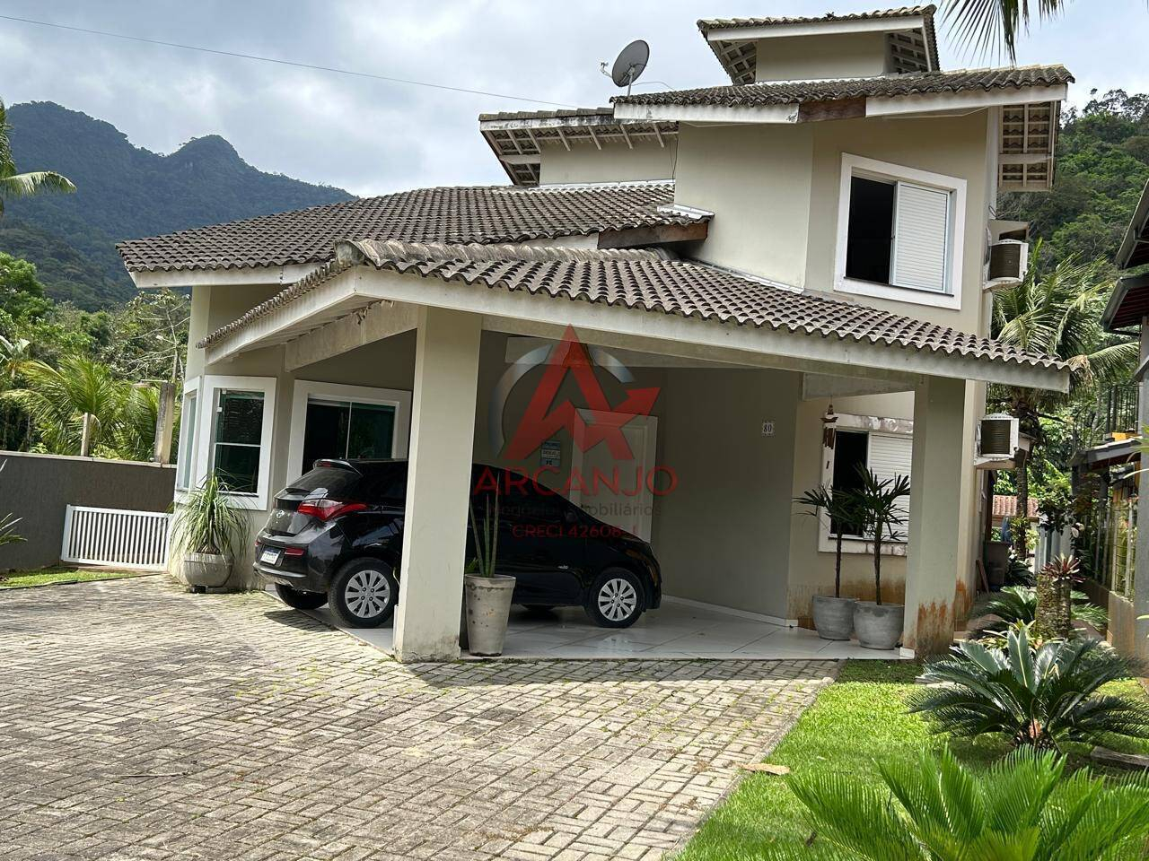 Casa, 3 quartos, 270 m² - Foto 1