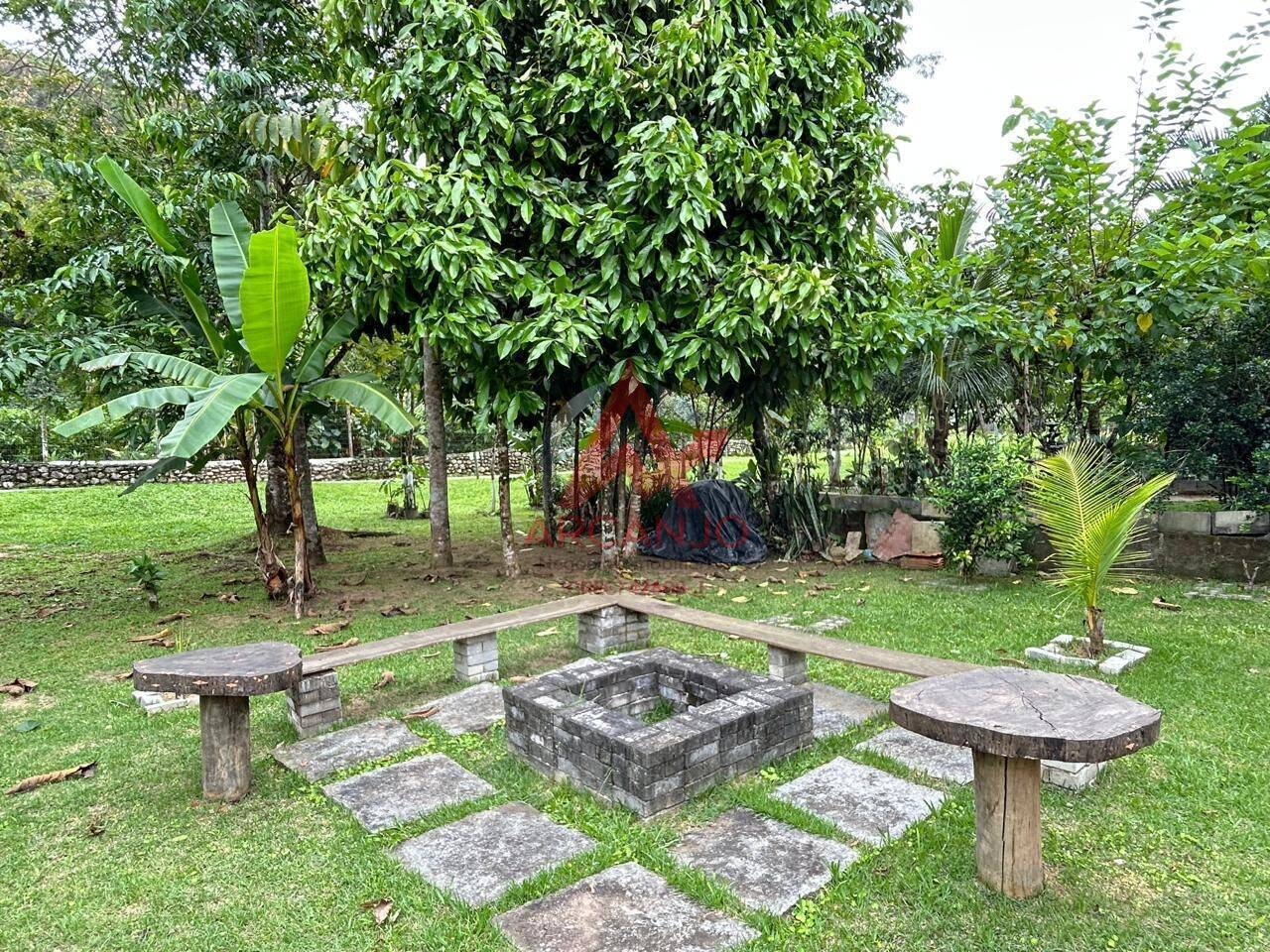 Casa, 3 quartos, 270 m² - Foto 8