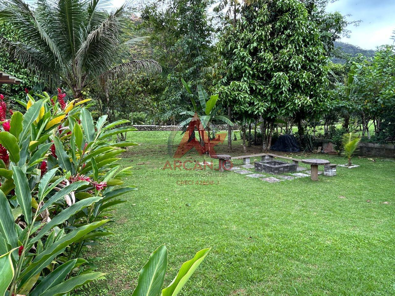 Casa, 3 quartos, 270 m² - Foto 9