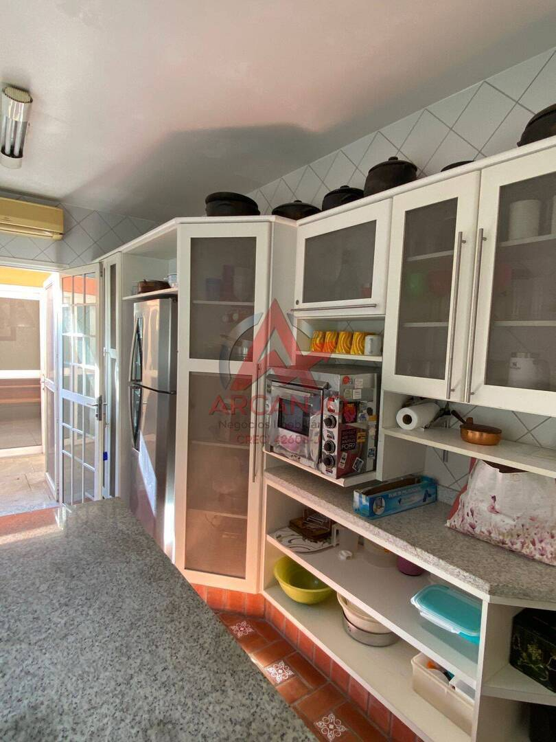 Casa, 4 quartos, 282 m² - Foto 23