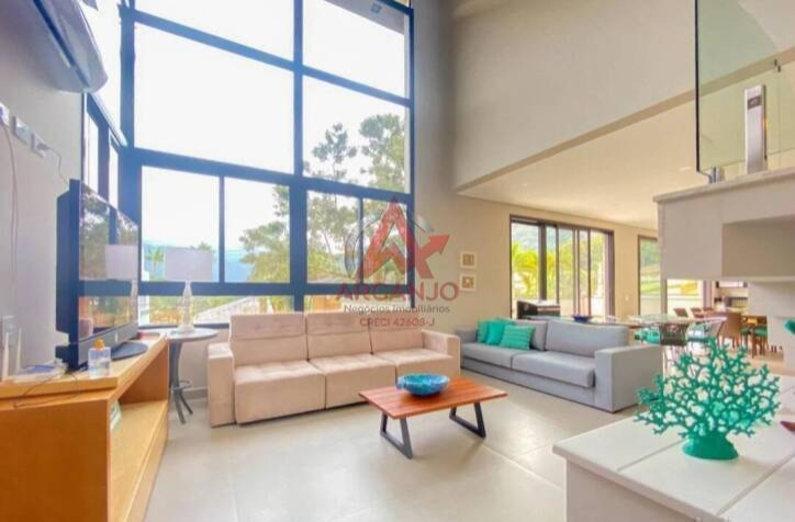 Casa, 4 quartos, 230 m² - Foto 2