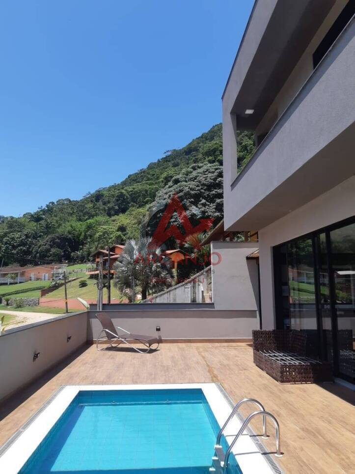 Casa, 4 quartos, 230 m² - Foto 27