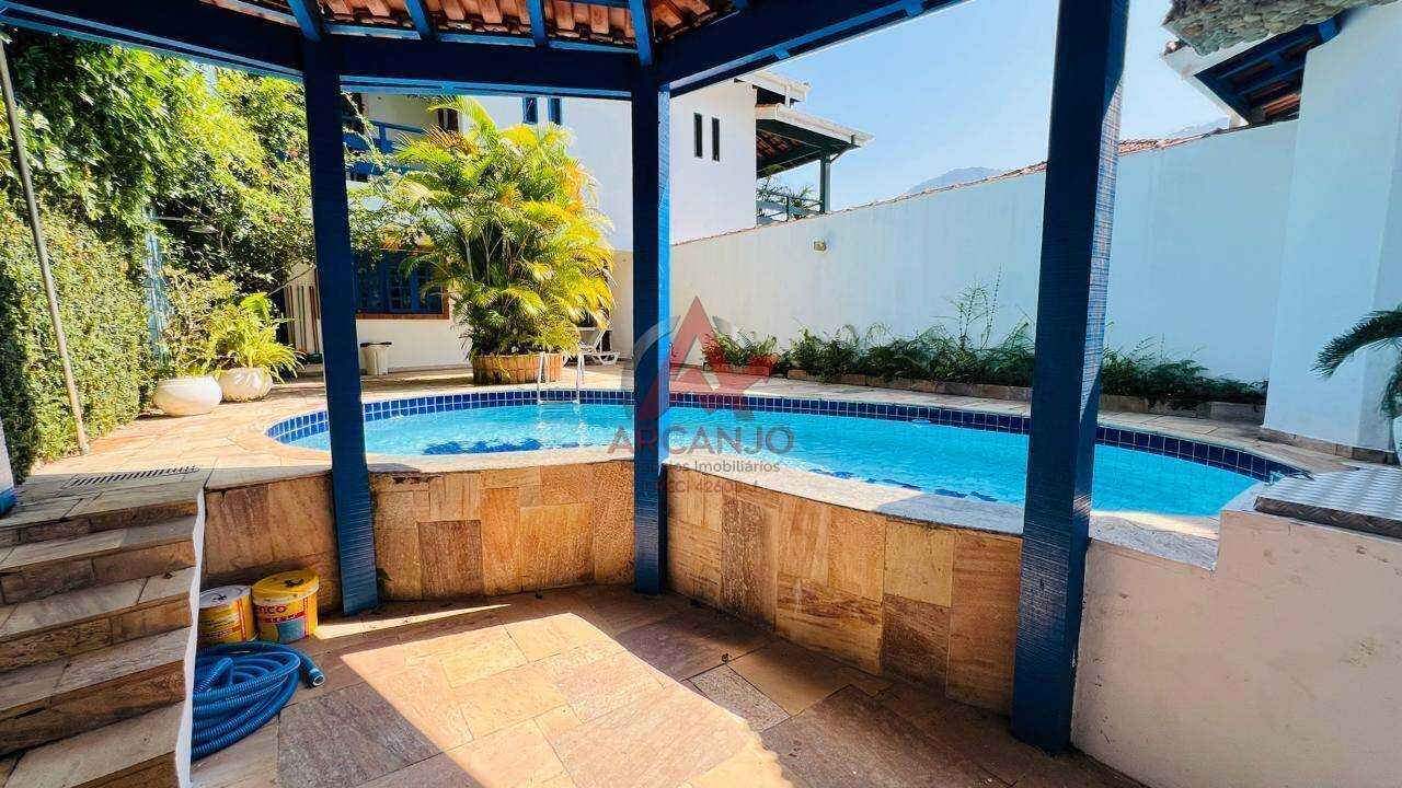 Casa, 4 quartos, 258 m² - Foto 28