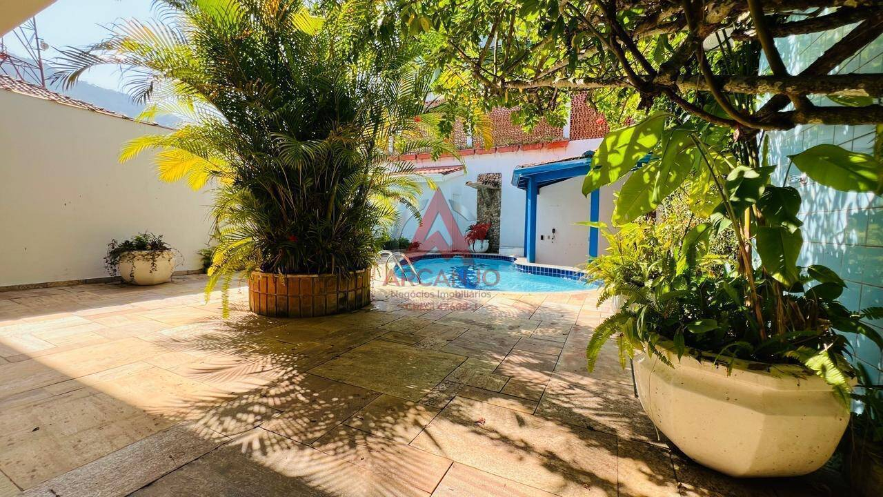 Casa, 4 quartos, 258 m² - Foto 32
