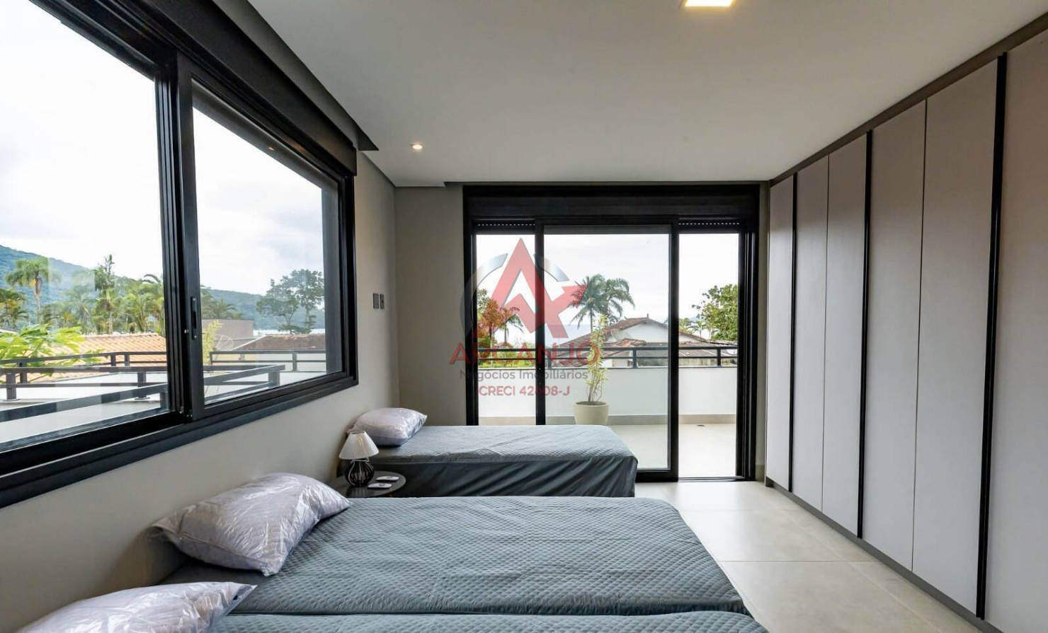 Casa, 5 quartos, 300 m² - Foto 11