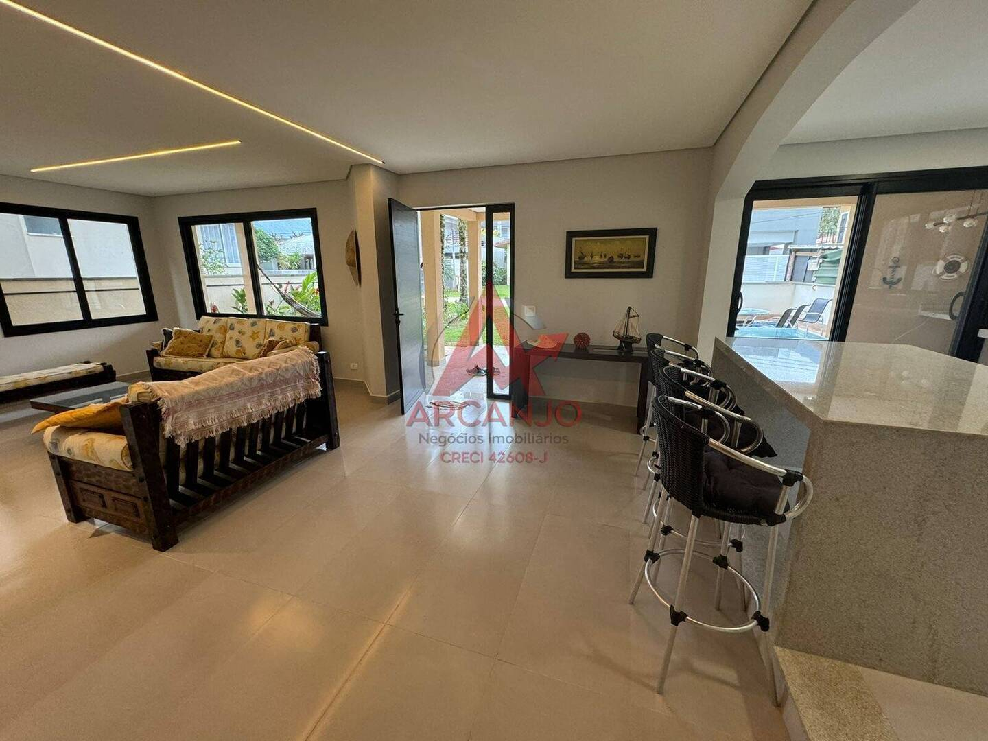 Casa, 7 quartos, 470 m² - Foto 1
