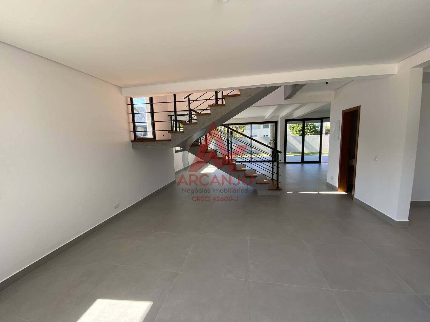 Casa, 4 quartos, 270 m² - Foto 12
