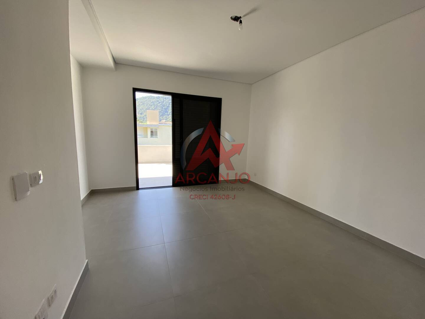 Casa, 4 quartos, 270 m² - Foto 27