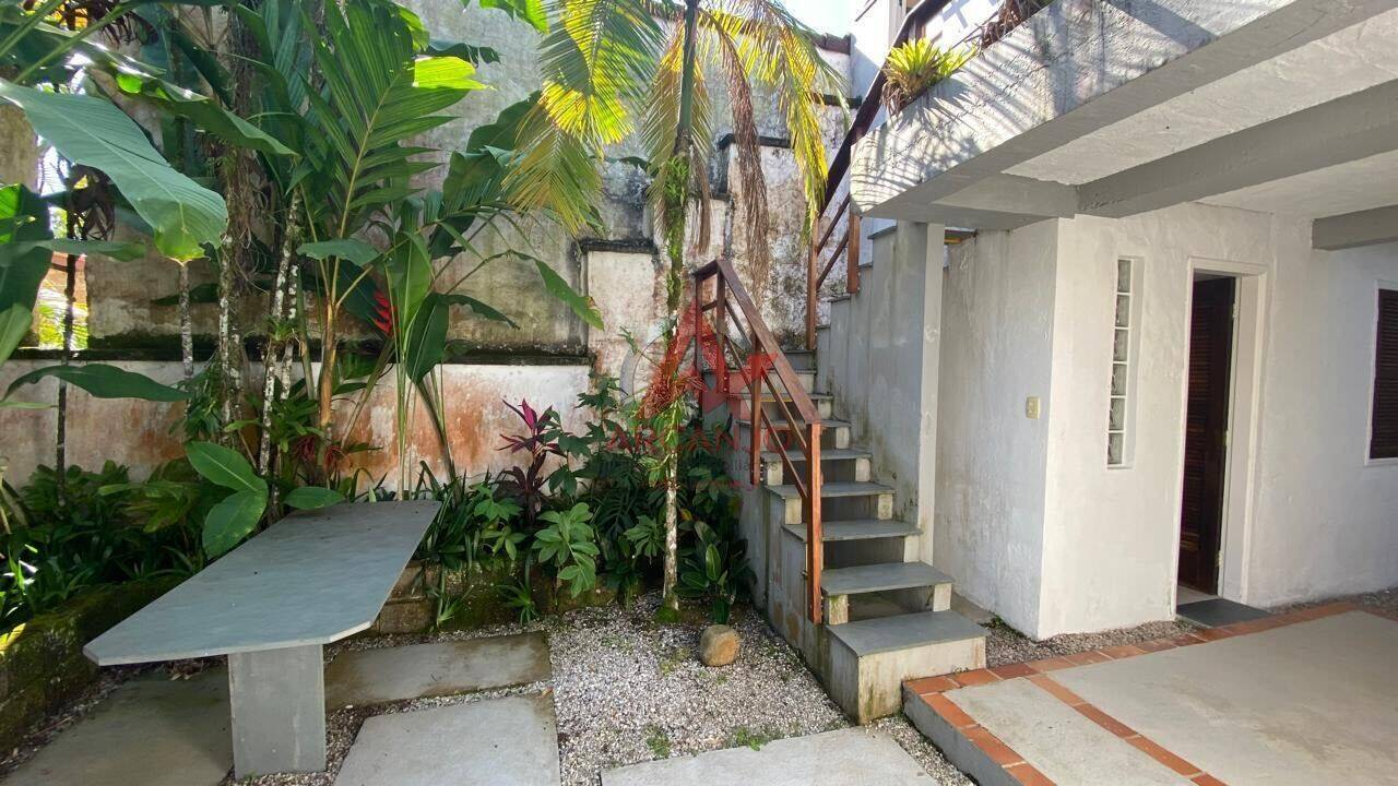 Casa, 5 quartos, 342 m² - Foto 23