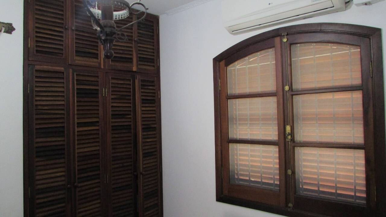 Casa, 8 quartos, 320 m² - Foto 9