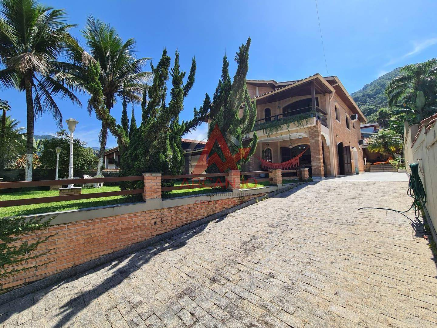 Casa, 7 quartos, 375 m² - Foto 1
