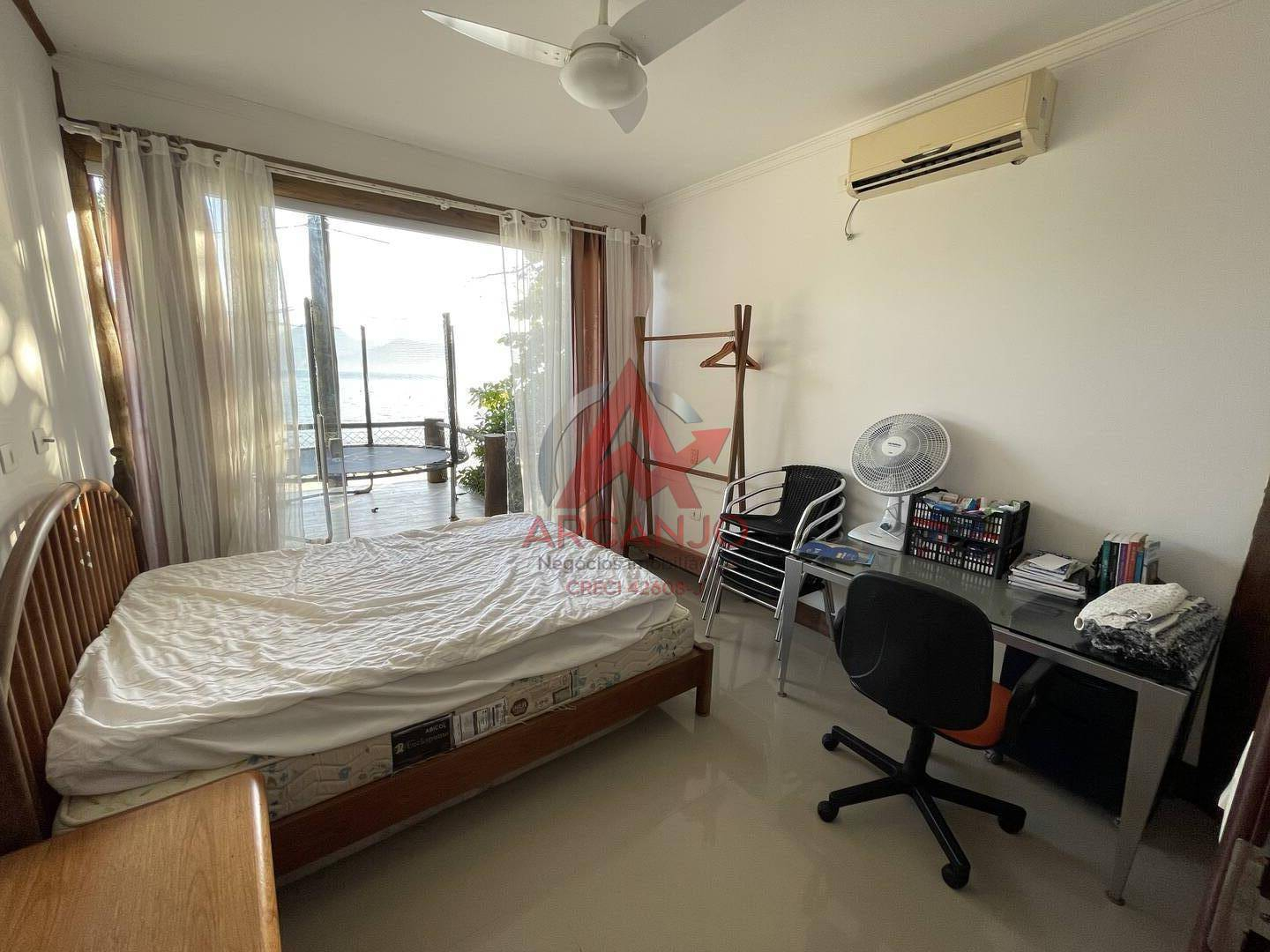 Casa, 3 quartos, 267 m² - Foto 29