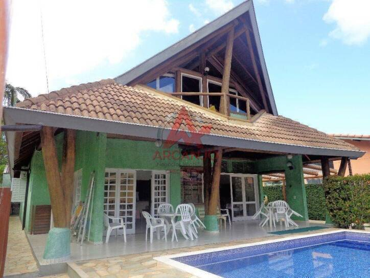 Casa, 6 quartos, 326 m² - Foto 1