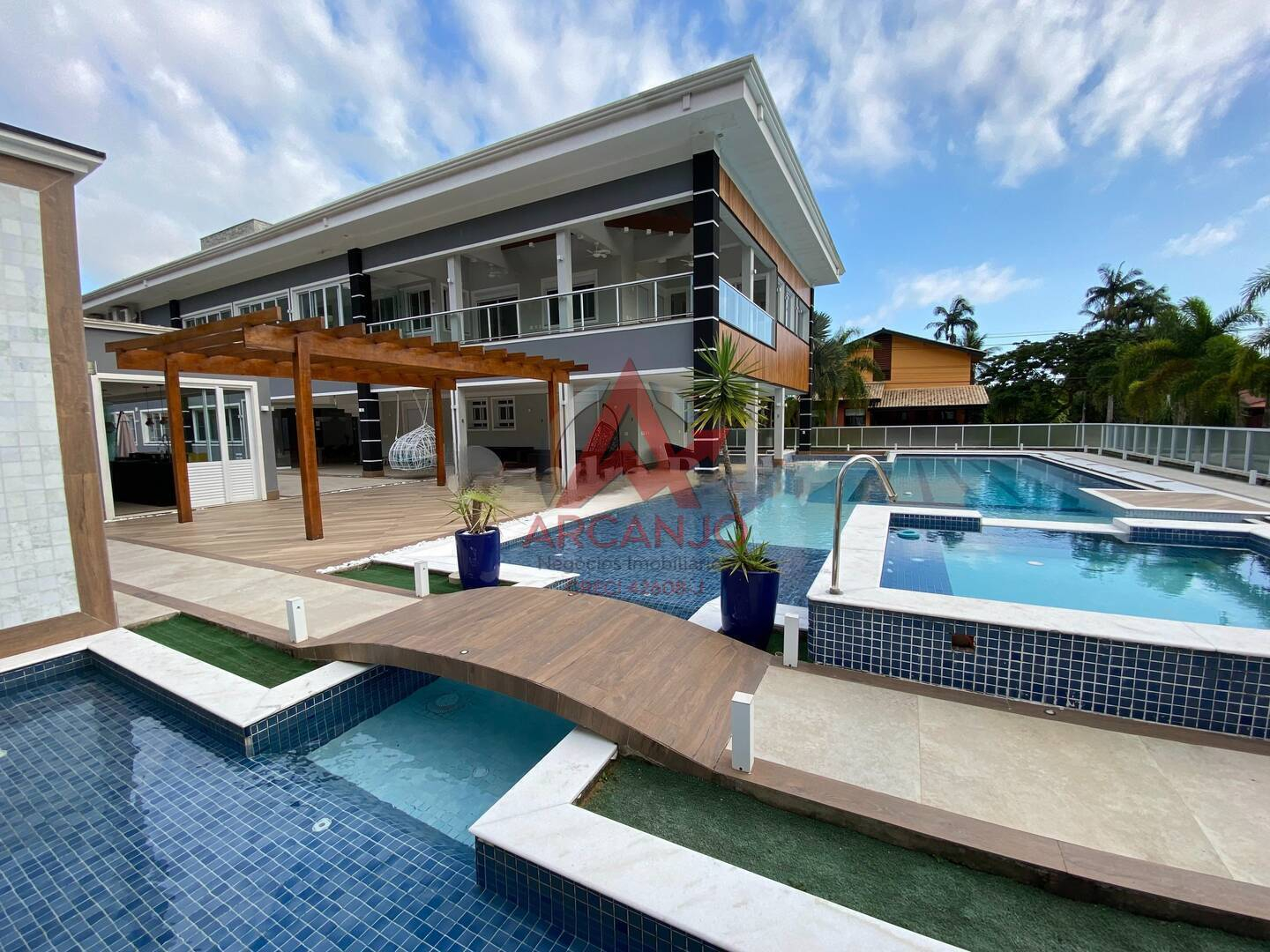 Casa, 7 quartos, 1500 m² - Foto 6