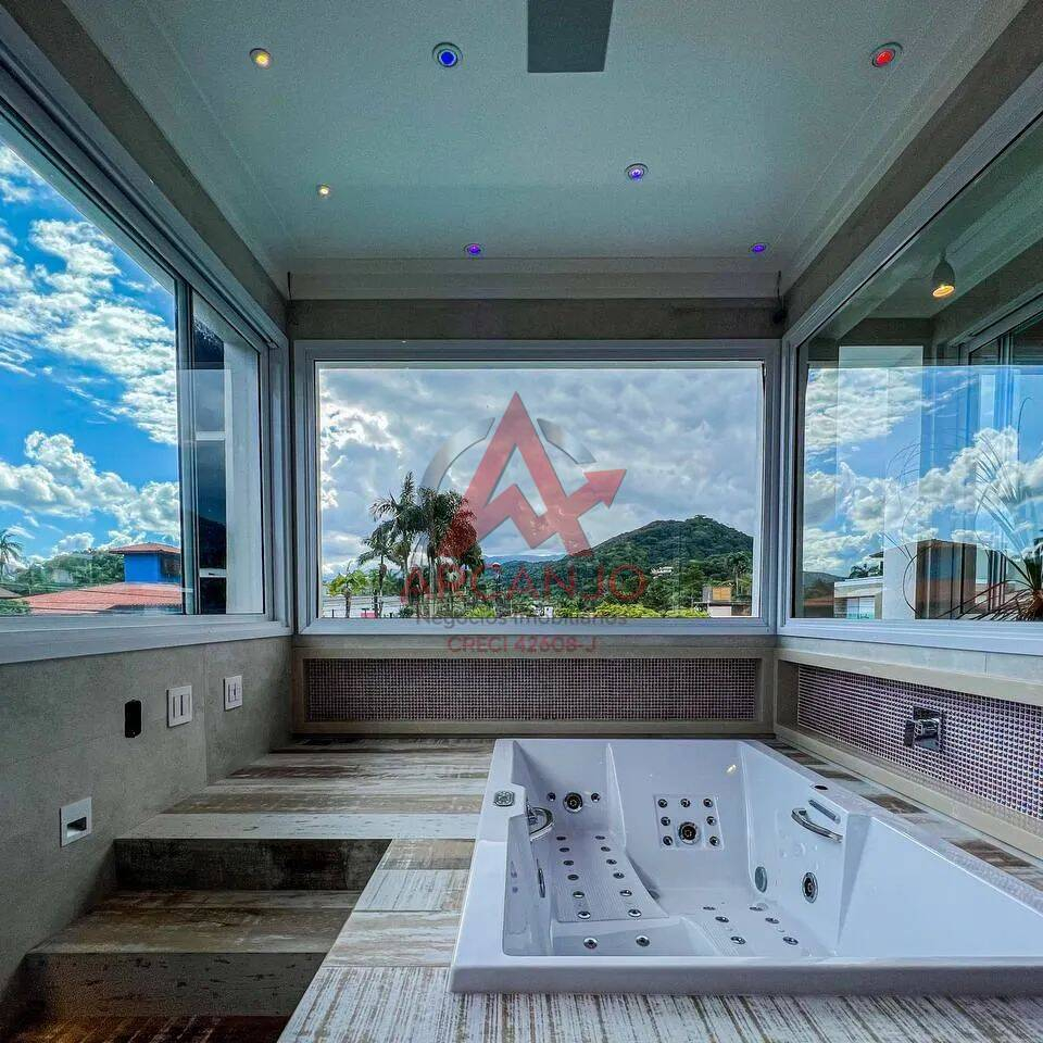 Casa, 7 quartos, 1500 m² - Foto 22