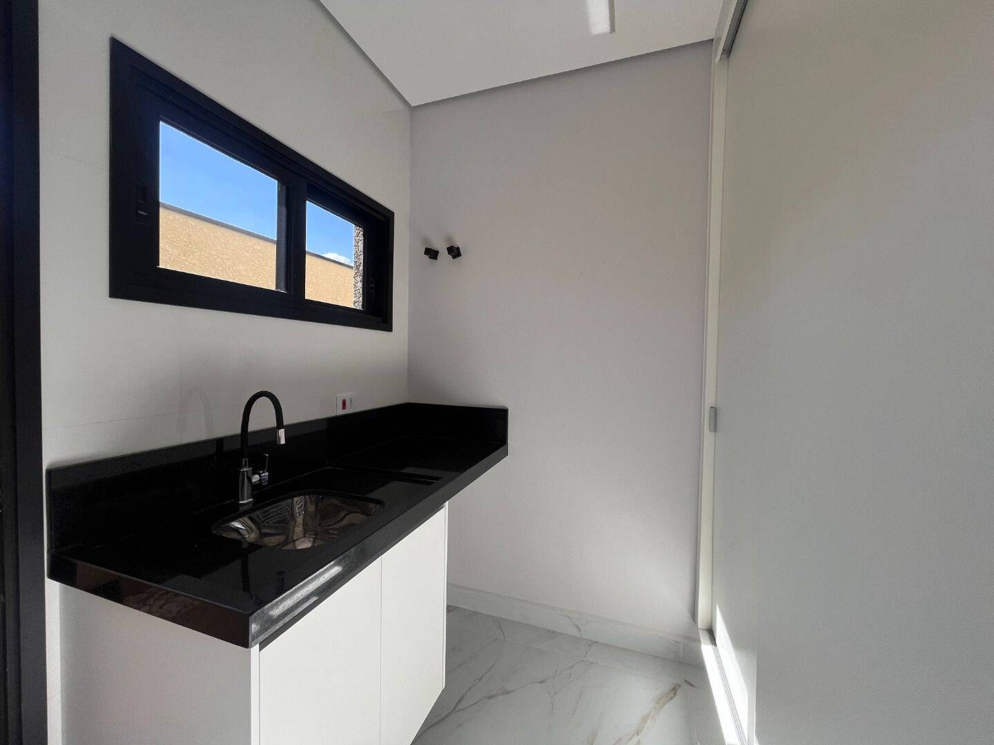 Casa, 4 quartos, 360 m² - Foto 17