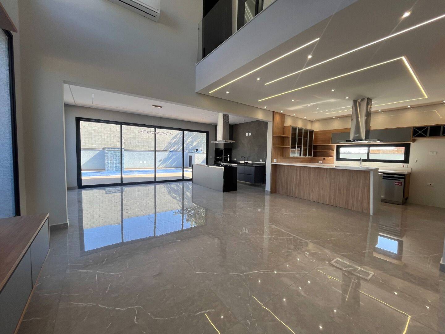 Casa, 4 quartos, 300 m² - Foto 2