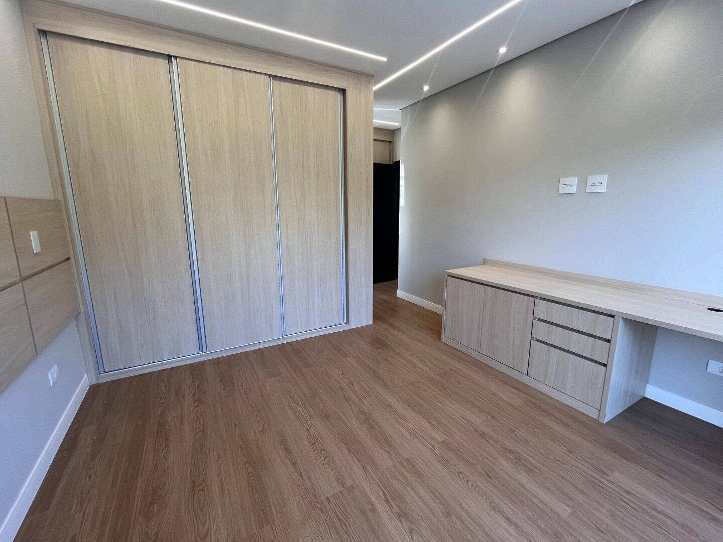 Casa, 4 quartos, 300 m² - Foto 19