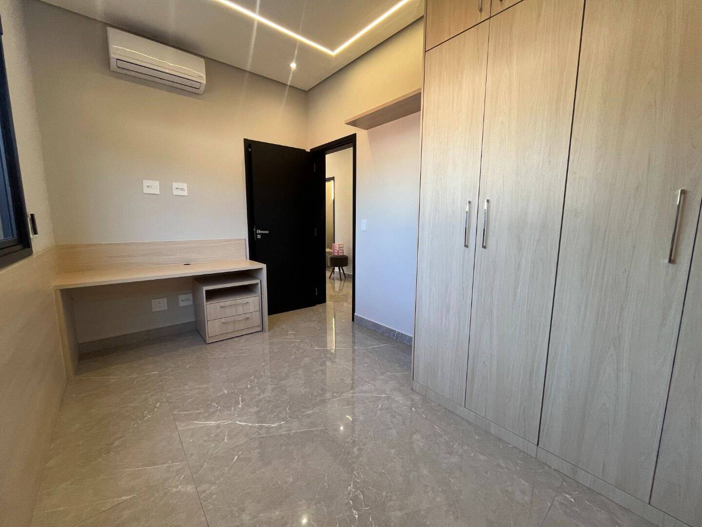 Casa, 4 quartos, 300 m² - Foto 27