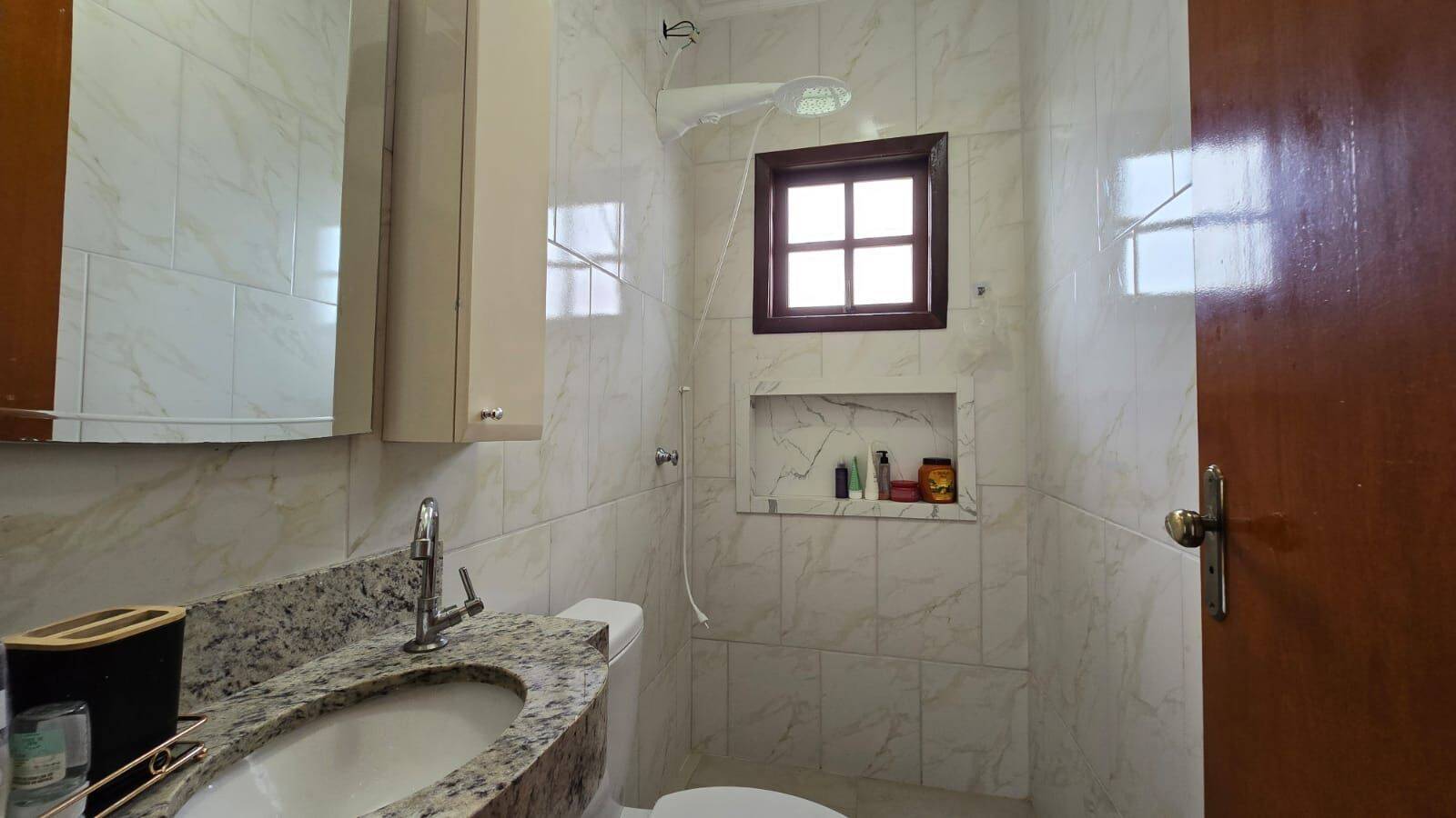 Casa, 3 quartos, 250 m² - Foto 13