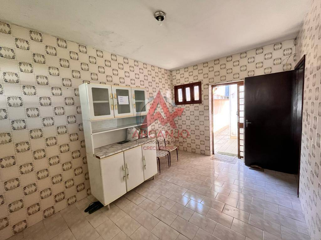 Casa, 5 quartos, 206 m² - Foto 19