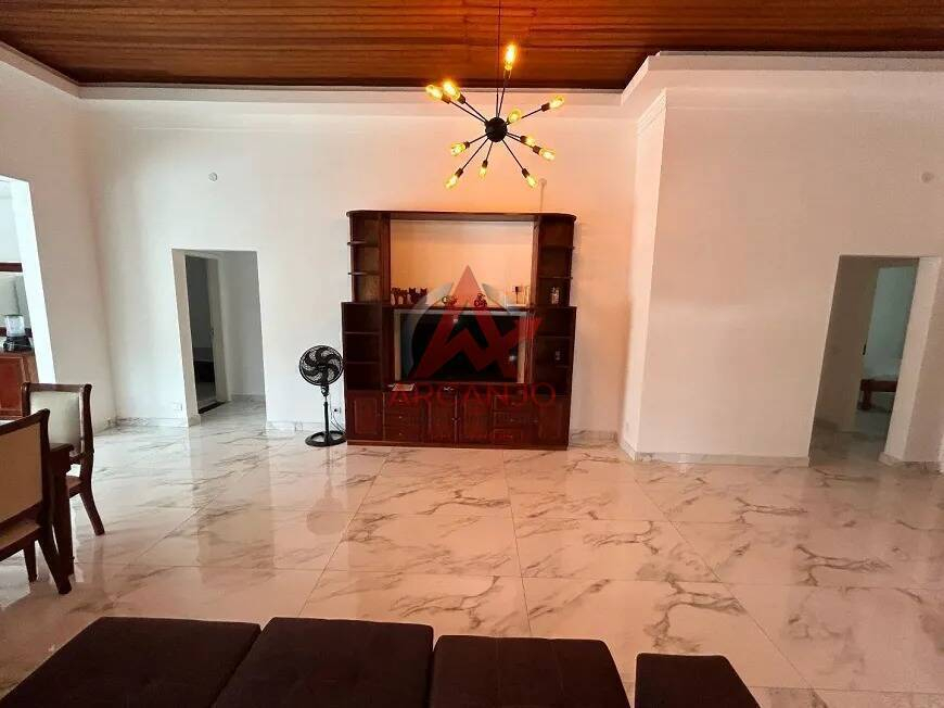 Casa, 5 quartos, 200 m² - Foto 18