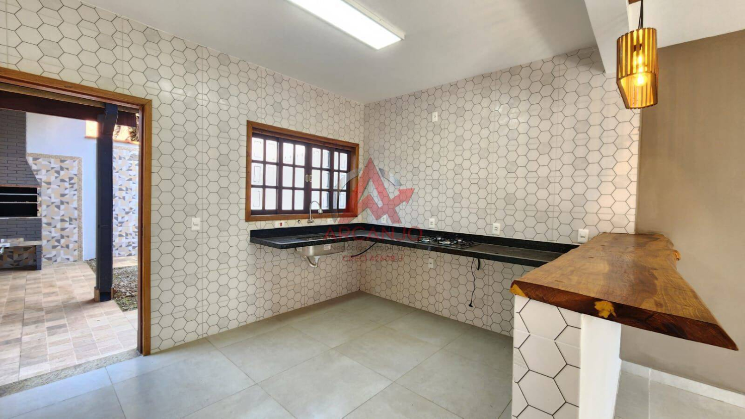 Casa, 6 quartos, 200 m² - Foto 2