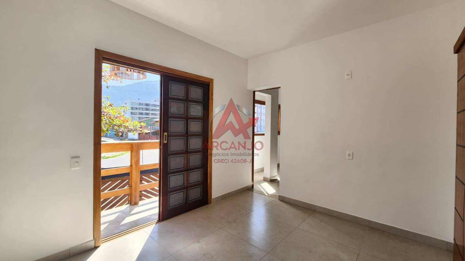 Casa, 6 quartos, 200 m² - Foto 8