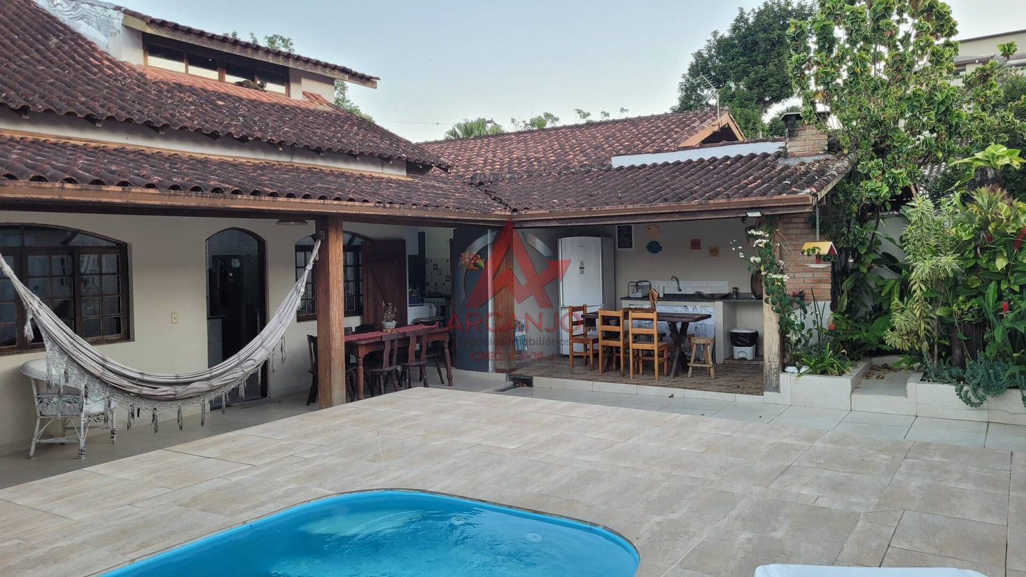 Casa, 6 quartos, 200 m² - Foto 17