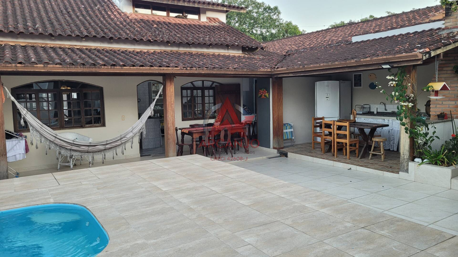 Casa, 6 quartos, 200 m² - Foto 19