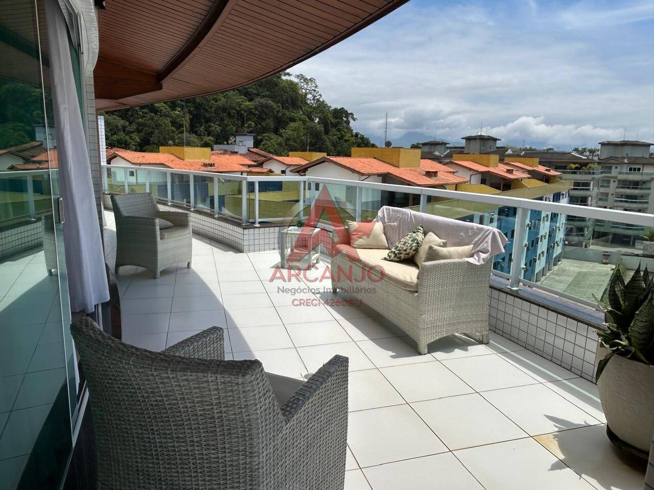 Cobertura, 4 quartos, 225 m² - Foto 2