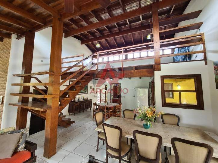 Casa, 5 quartos, 300 m² - Foto 8
