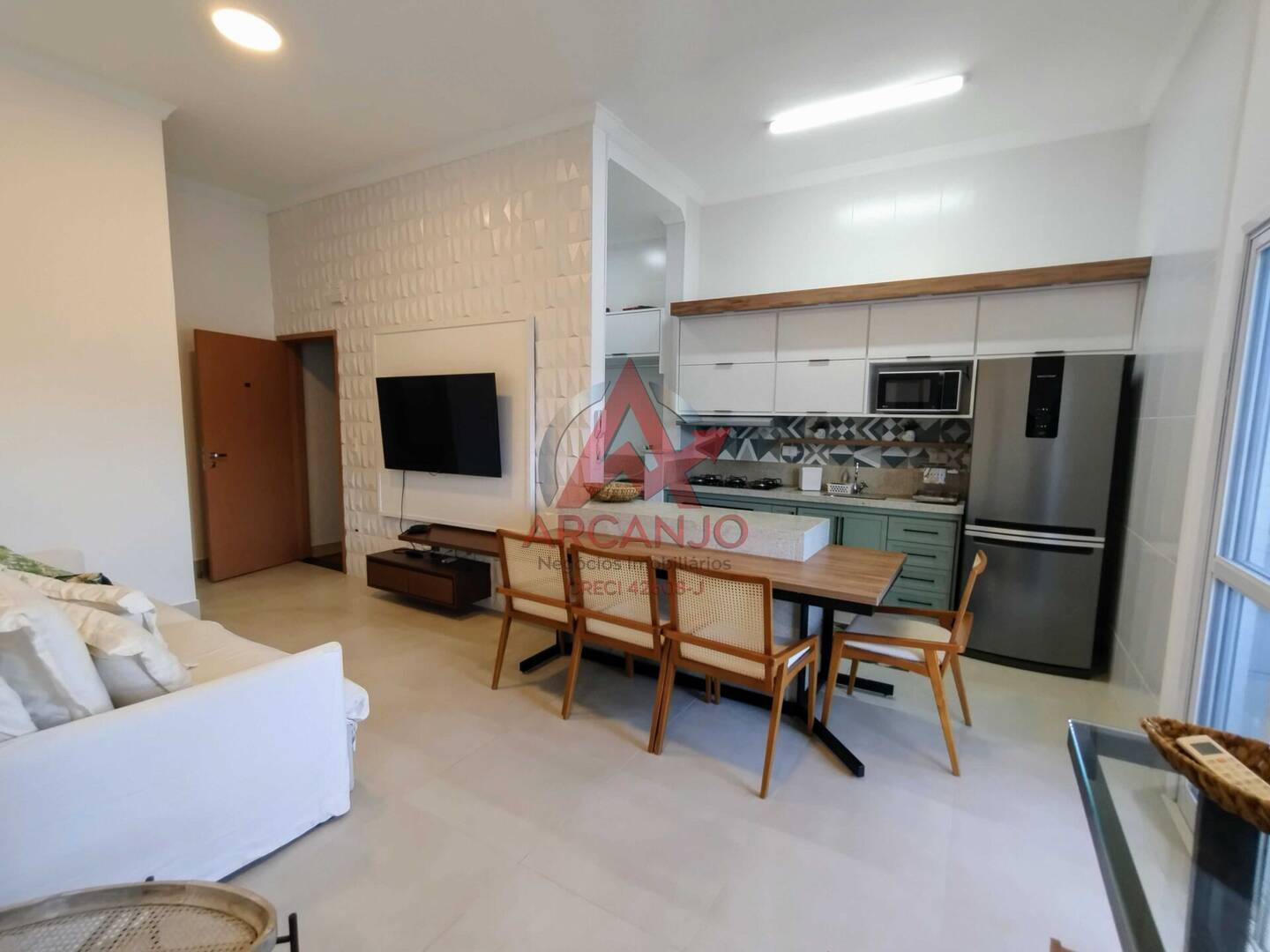 Apartamento, 2 quartos, 102 m² - Foto 1