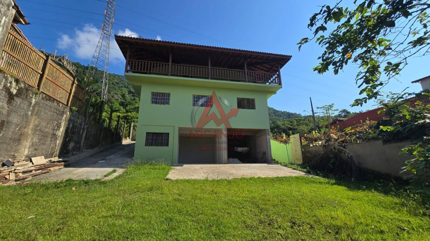 Casa, 3 quartos, 245 m² - Foto 2