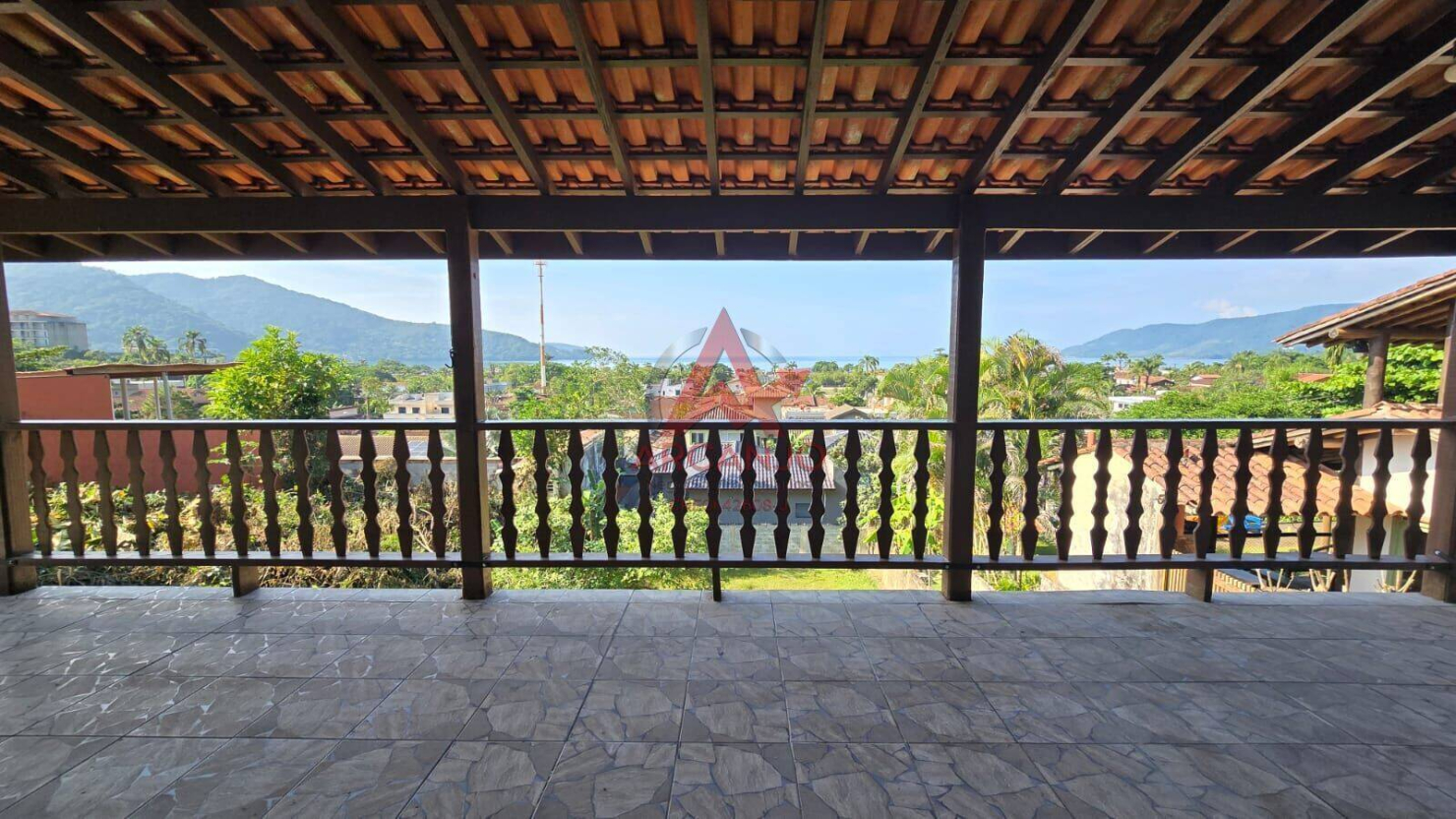 Casa, 3 quartos, 245 m² - Foto 3