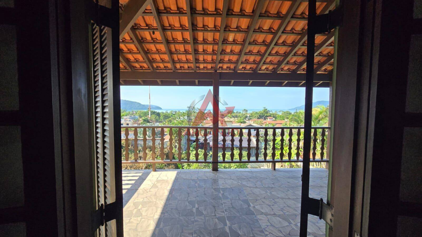 Casa, 3 quartos, 245 m² - Foto 5