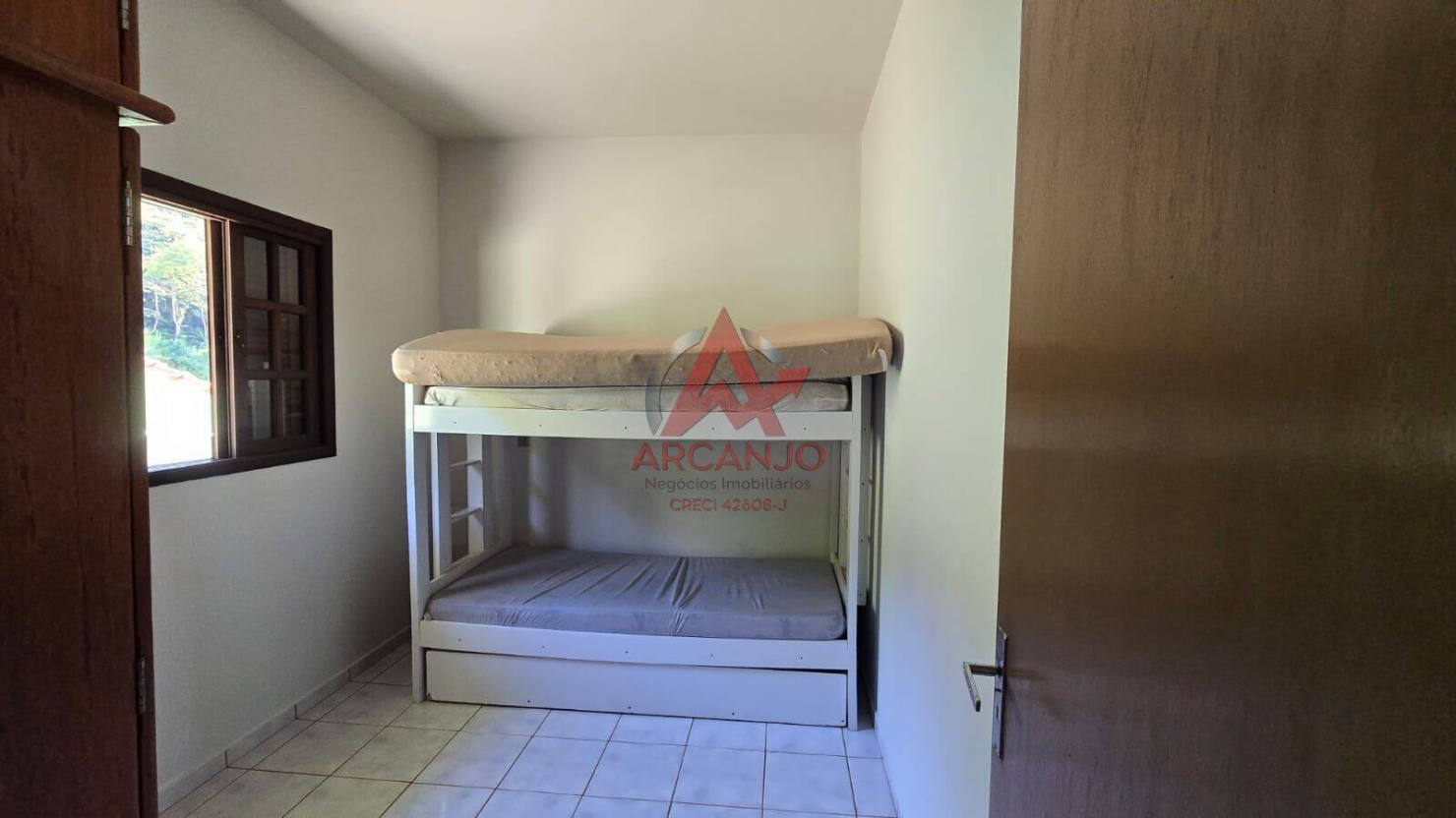 Casa, 3 quartos, 245 m² - Foto 21