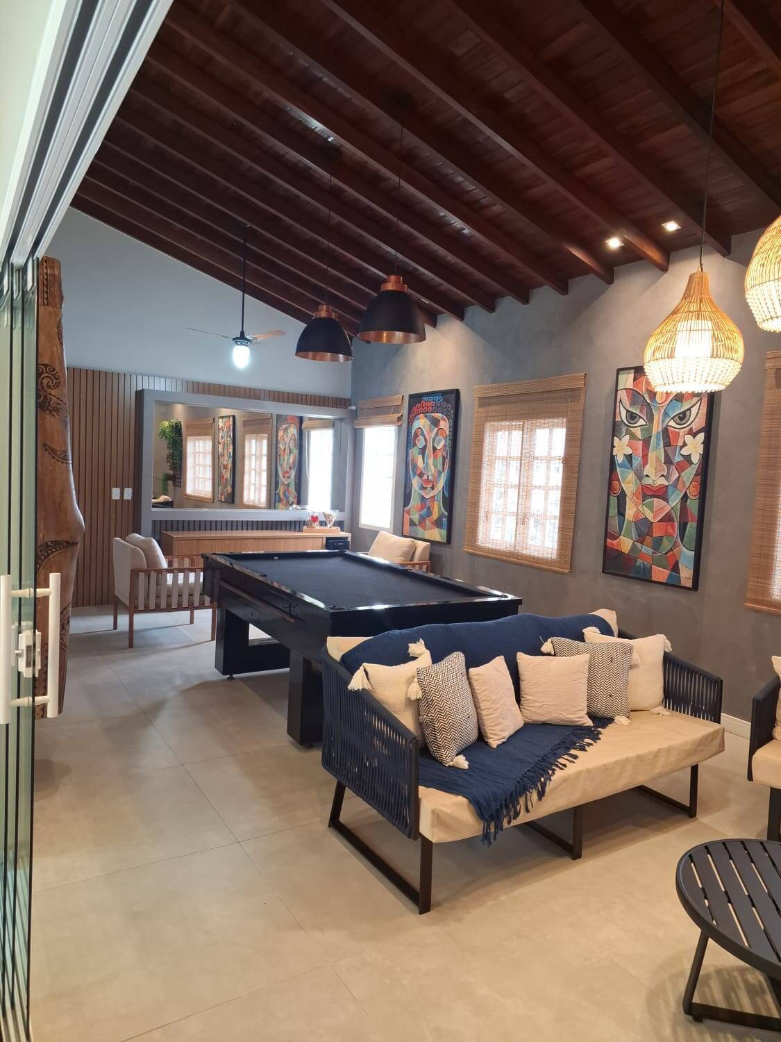 Casa, 5 quartos, 250 m² - Foto 1