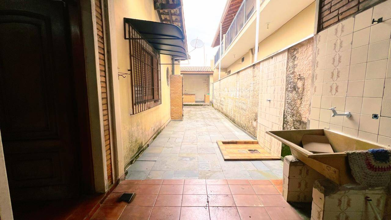 Casa, 4 quartos, 222 m² - Foto 25
