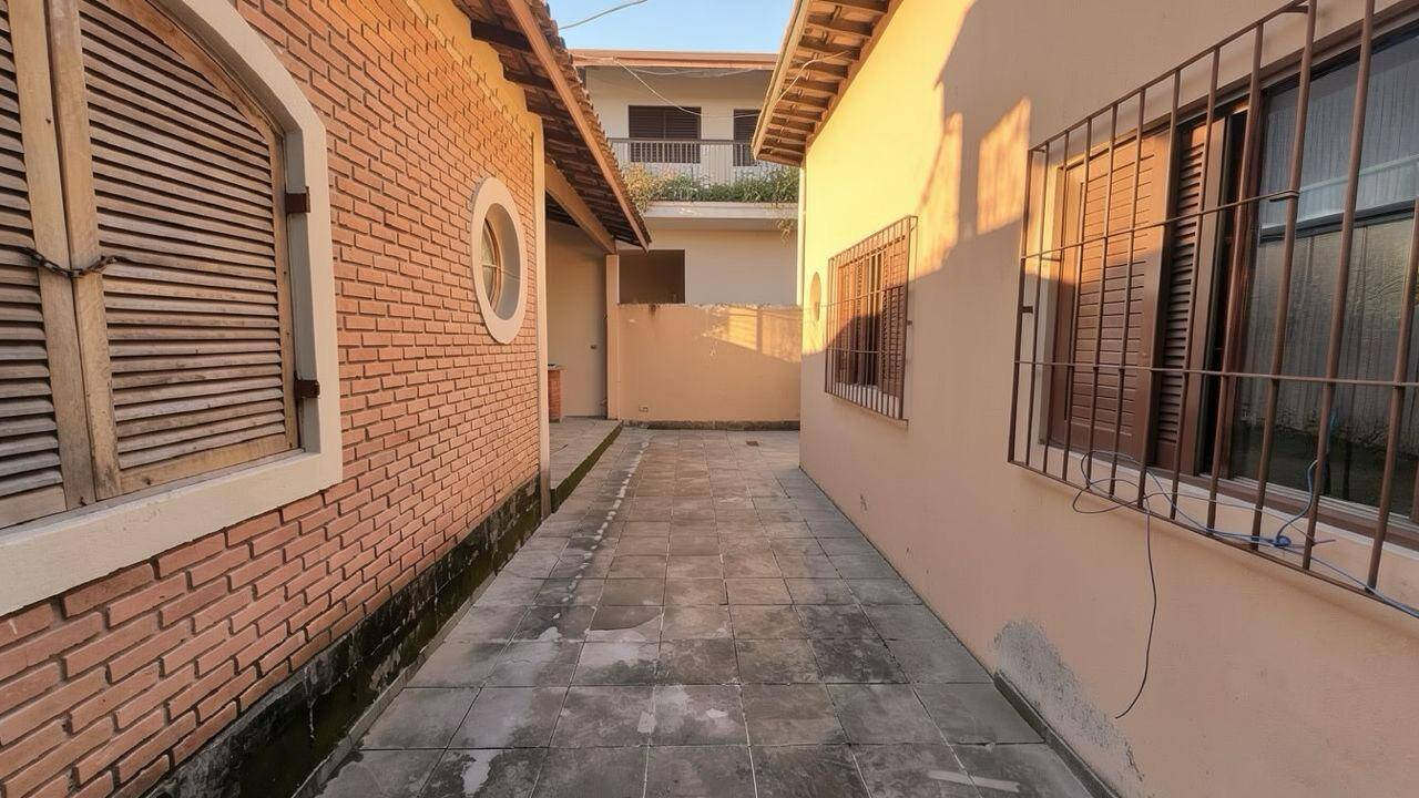Casa, 4 quartos, 222 m² - Foto 26