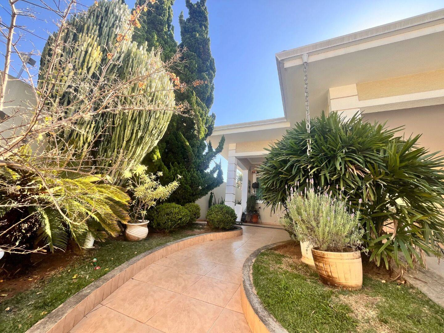 Casa, 3 quartos, 285 m² - Foto 4